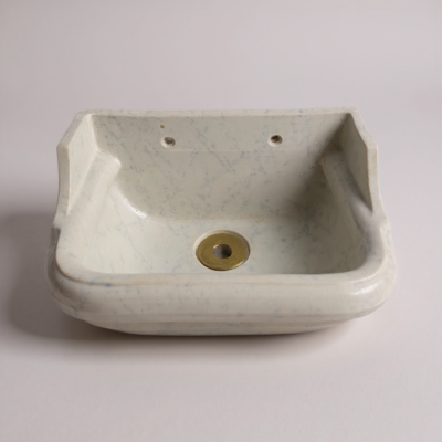 Gemarmerd fonteintje Nr. 3600