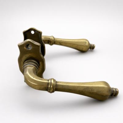 antieke messing deurklink