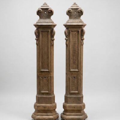 Antieke eikenhouten trappalen muur bevestiging | Set van twee | Artikelnummer 5386